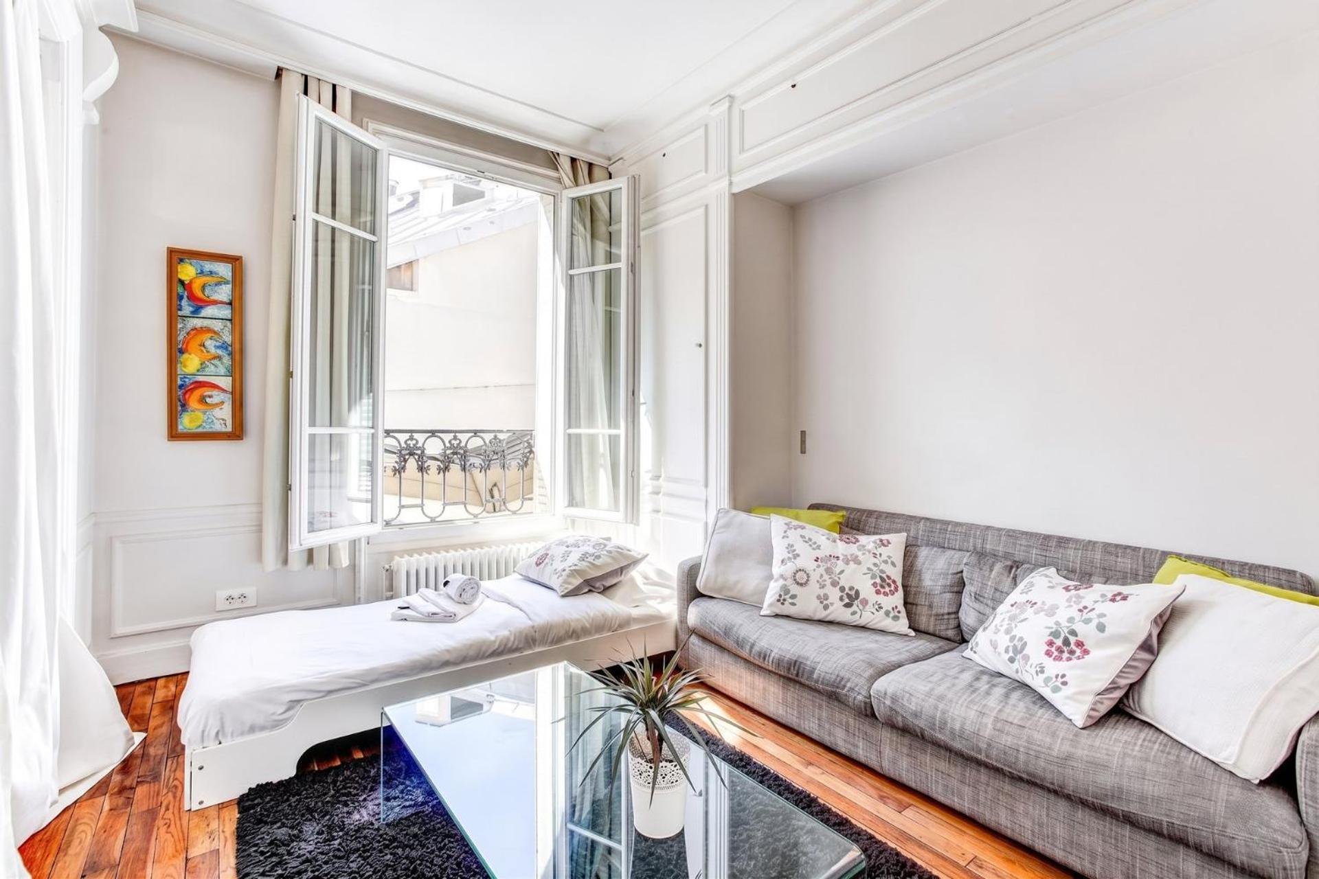 Apartment Guestready - Spacious Near Champs-elysees Paris